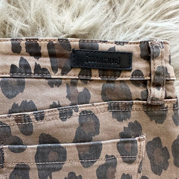 BLANK NYC THE READE CROP CHEETAH PRINT SKINNY JEAN - Picture 7 of 8